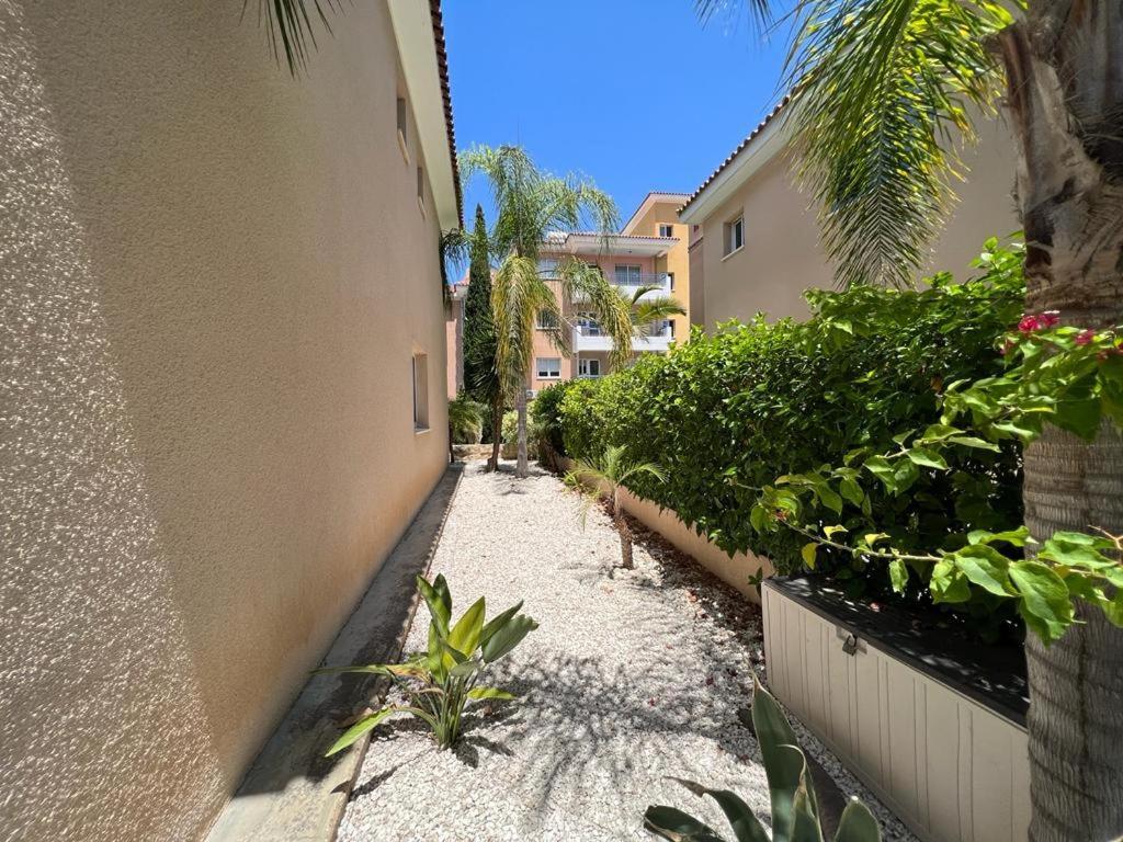 Casa Del Sol Townhouse In Iris Village Pafos Dış mekan fotoğraf