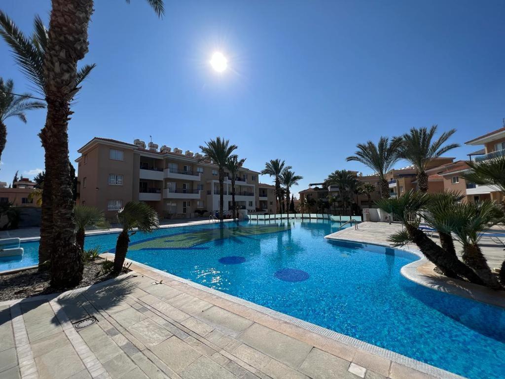Casa Del Sol Townhouse In Iris Village Pafos Dış mekan fotoğraf