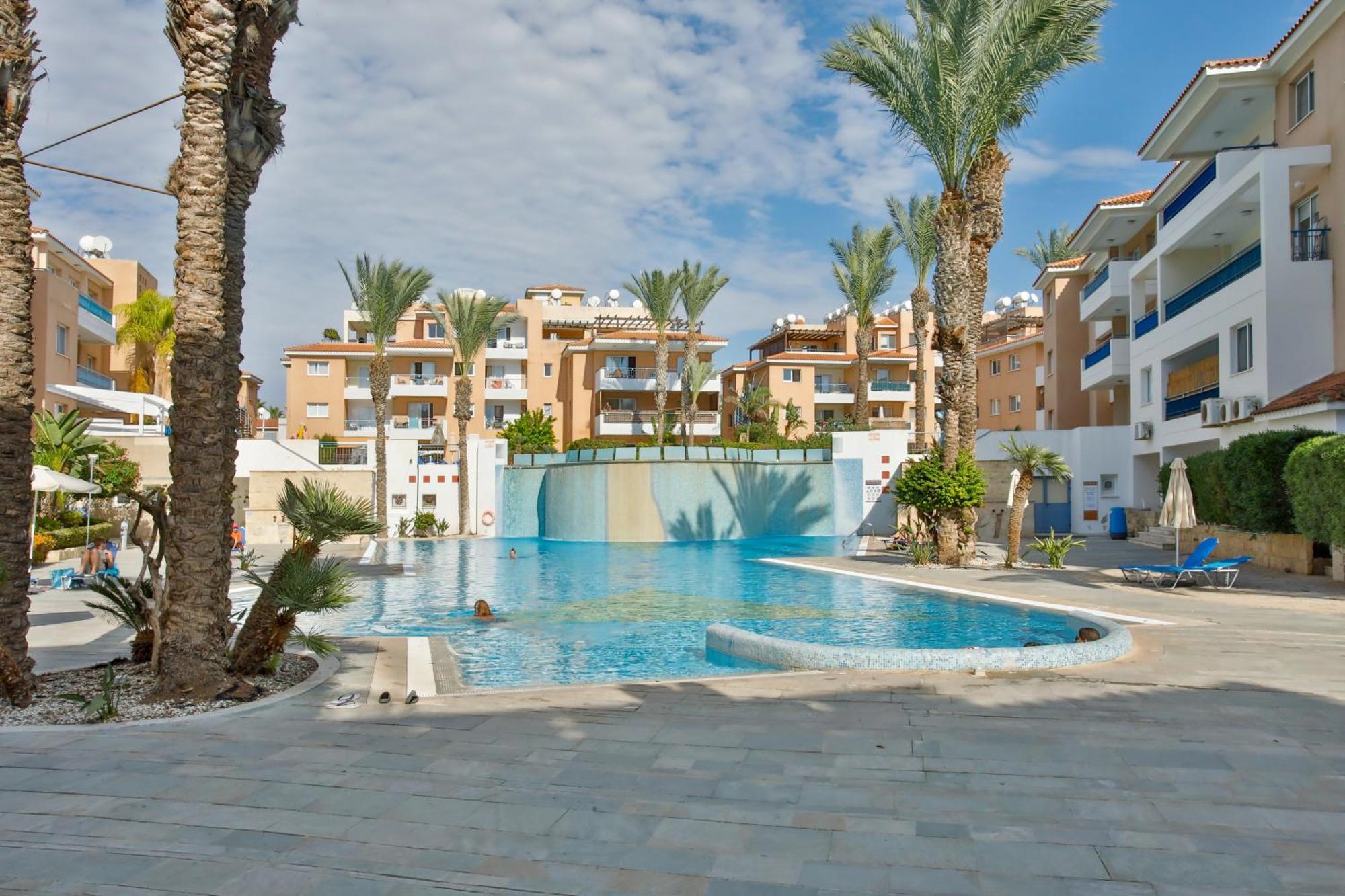 Casa Del Sol Townhouse In Iris Village Pafos Dış mekan fotoğraf