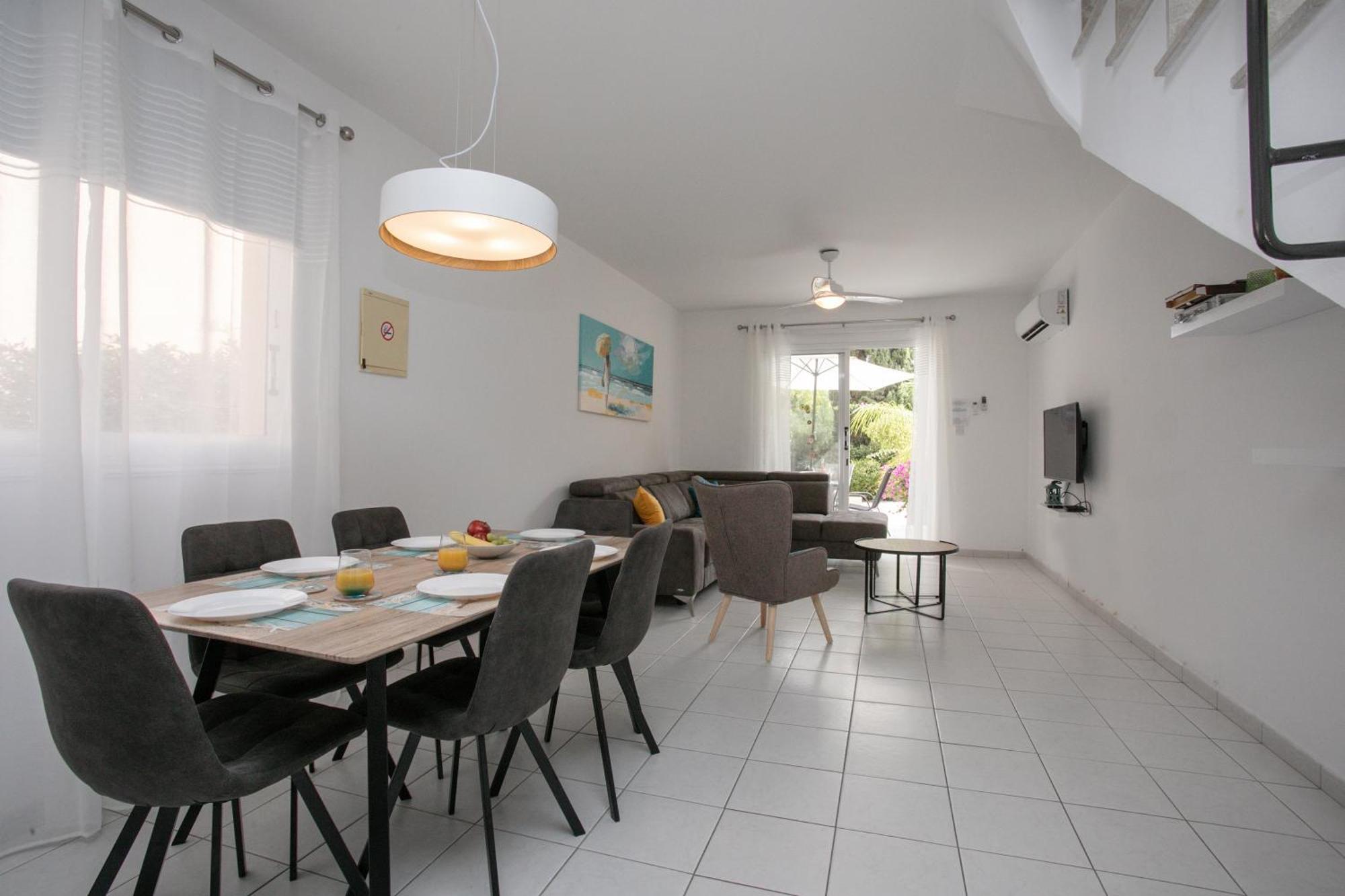 Casa Del Sol Townhouse In Iris Village Pafos Dış mekan fotoğraf