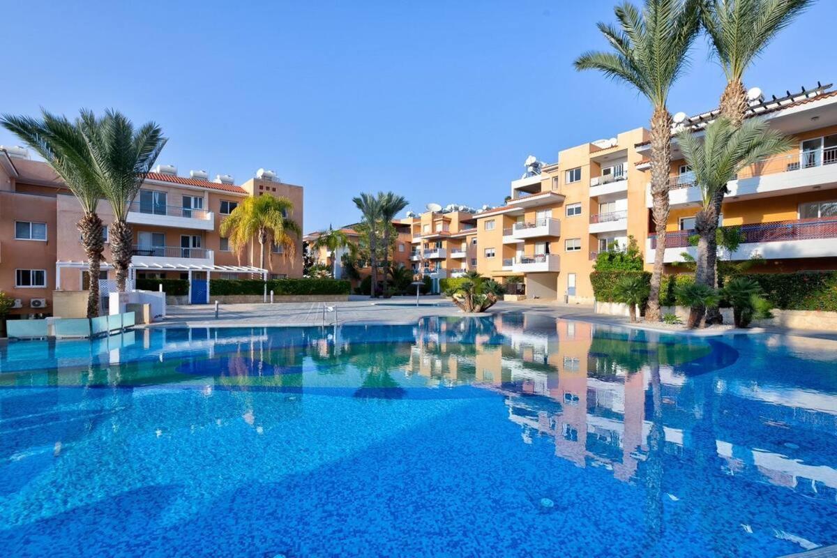 Casa Del Sol Townhouse In Iris Village Pafos Dış mekan fotoğraf